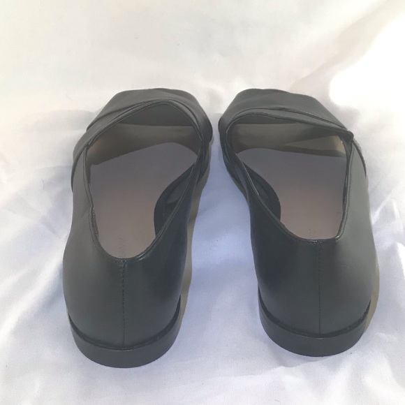 Pure Navy (Saks Fifth Avenue) Peep Toe Criss Cross Strap - Picture 4 of 6